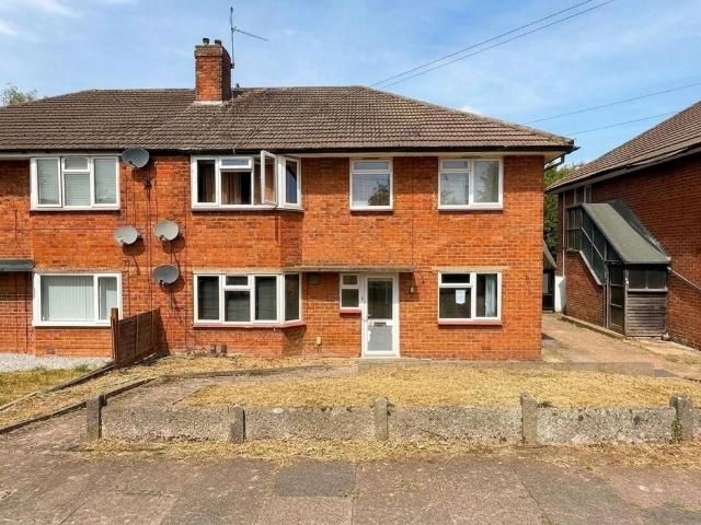 Flat for sale in Redditch, Worcestershire