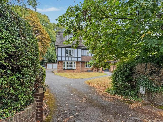Flat for sale in Charminster, Bournemouth