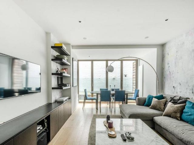 Flat for sale in East Marylebone, Marylebone
