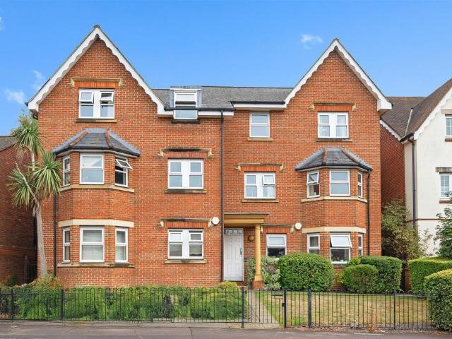 Flat for sale in Charlotteville, Westborough