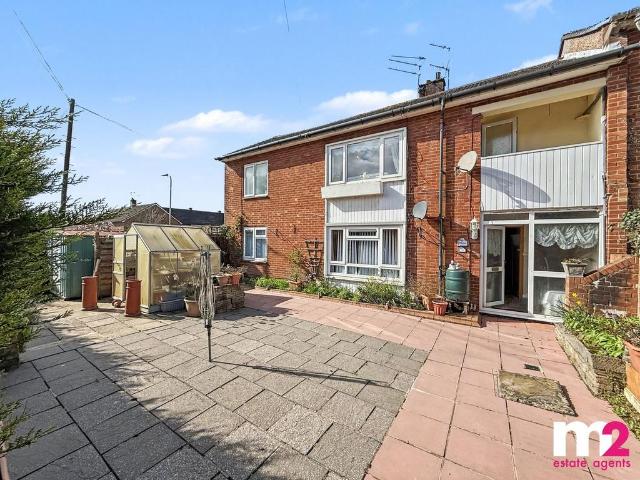 Flat for sale in Llanwern, Wales