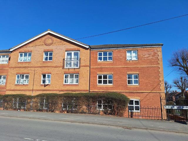 Flat for sale in Camp Hill