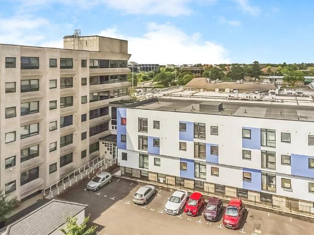 Flat for sale in Old Town, Shephall