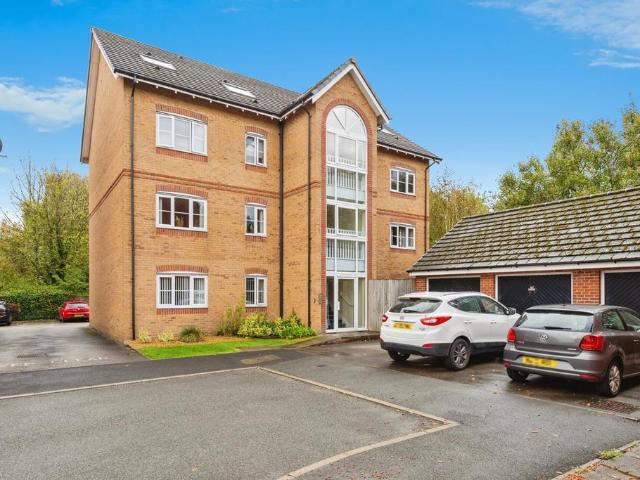 Flat for sale in Spring Bank, Wigan