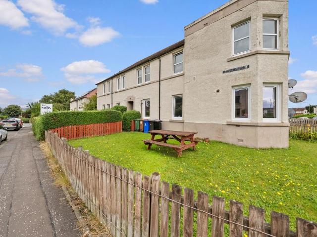 Flat for sale in Cambuskenneth, Scotland