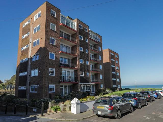 Flat for sale in Westgate-on-Sea, Acol