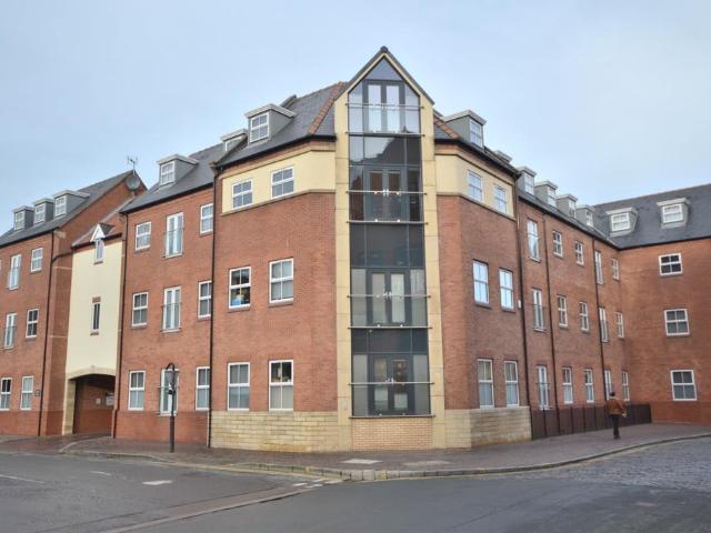 Flat for sale in Old Town, Hull