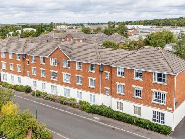 Flat for sale in Aldridge, West Midlands