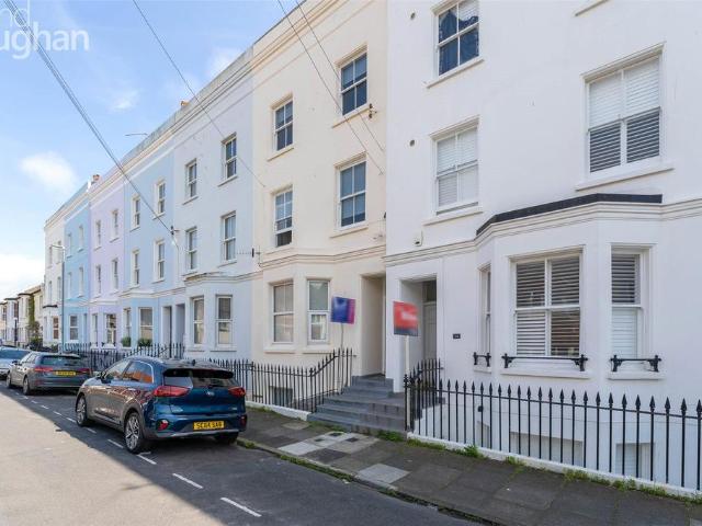 Flat for sale in Brighton Marina Village, Brighton & Hove