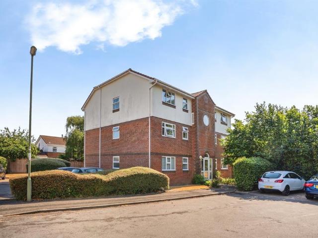 Flat for sale in Bridgemary, Middlecroft