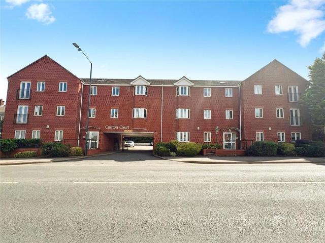 Flat for sale in Camp Hill, Warwickshire