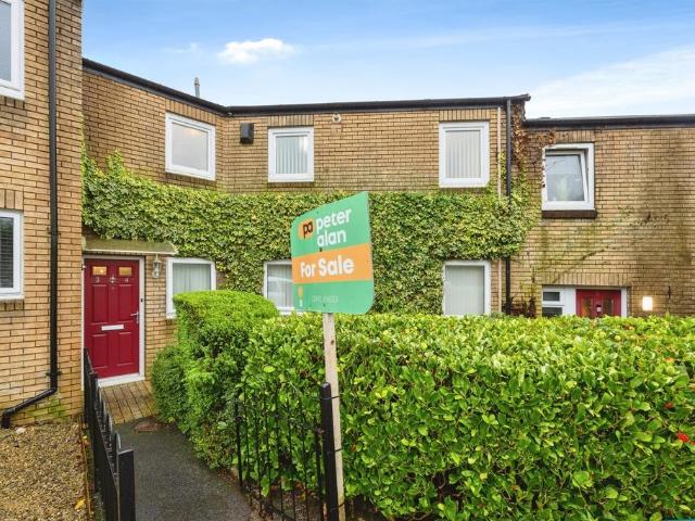 Flat for sale in Birchgrove, Swansea