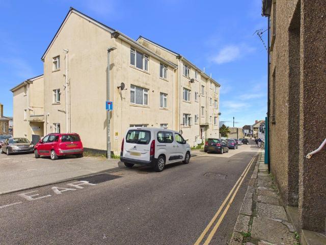 Flat for sale in Wherrytown, Penzance