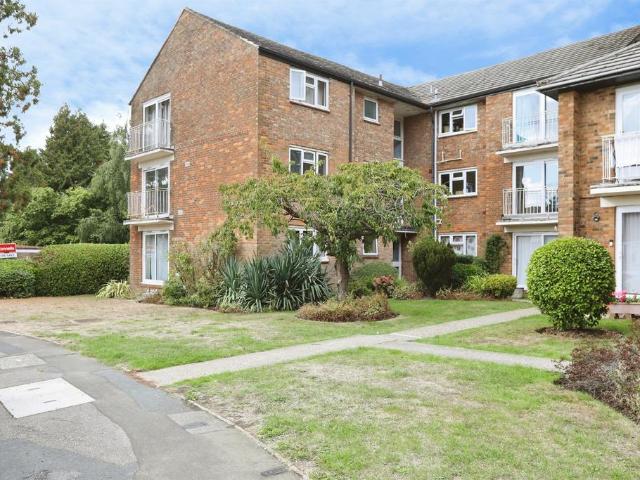 Flat for sale in North End, Mid Sussex