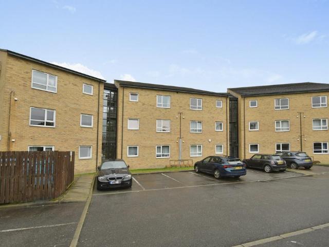 Flat for sale in Norfolk Park, South Yorkshire
