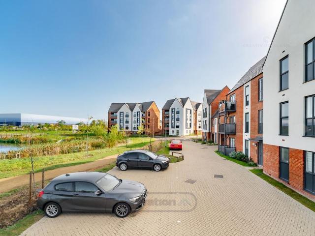Flat for sale in Morton Park, Wavendon