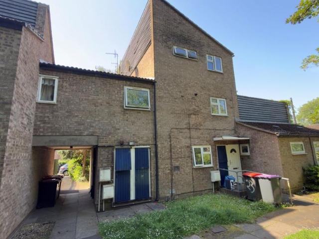 Flat for sale in Hollinswood, Telford