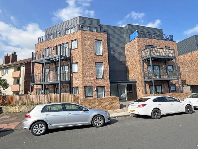 Flat for sale in Roselands, Eastbourne