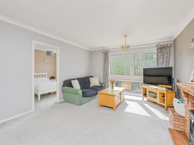 Flat for sale in Sutton Coldfield, West Midlands