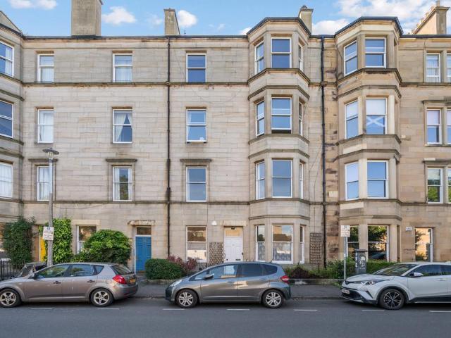 Flat for sale in Bruntsfield, Scotland
