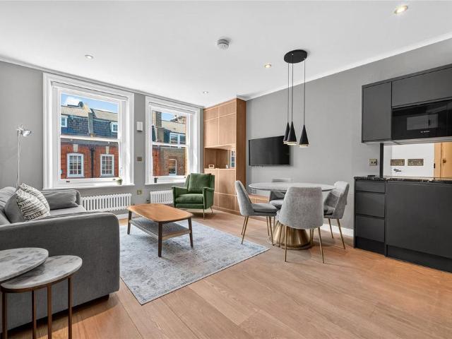 Flat for sale in East Marylebone, Mayfair