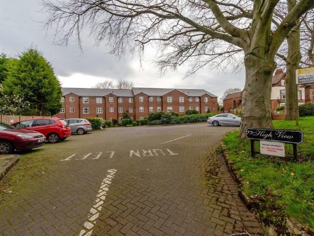 Flat for sale in West Midlands