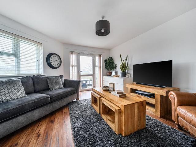 Flat for sale in Bedwell, Stevenage