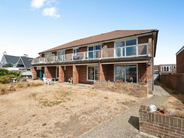 Flat for sale in Spring Vale, Hampshire