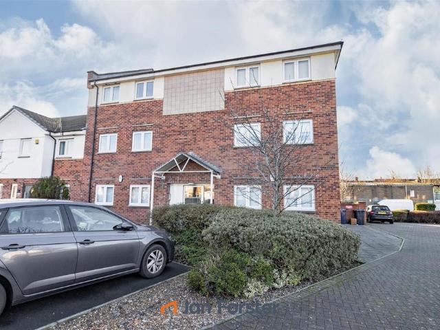 Flat for sale in Whickham, Tyne And Wear