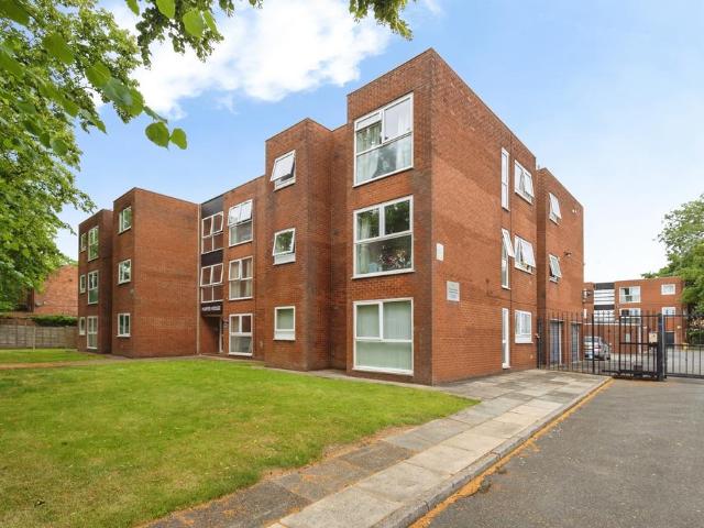 Flat for sale in Georgia, Greater Manchester