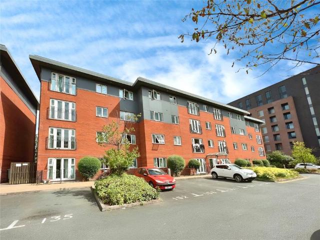 Flat for sale in Hillfields, West Midlands