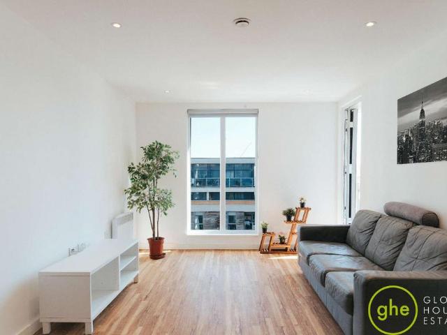 Flat for sale in Ordsall, Salford