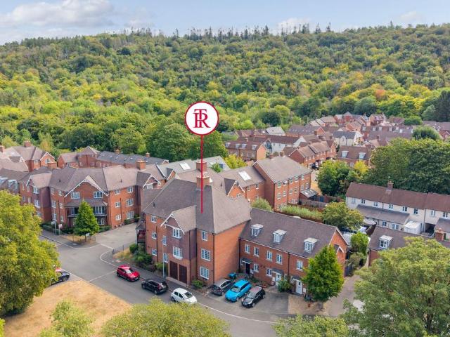 Flat for sale in Wendover, Buckinghamshire