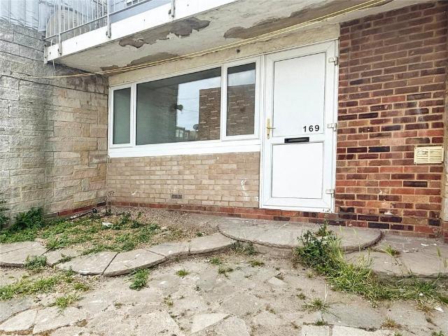 Flat for sale in Leysdown, Oad Street