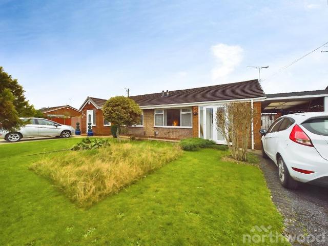 Flat for sale in Kennessee Green, Maghull