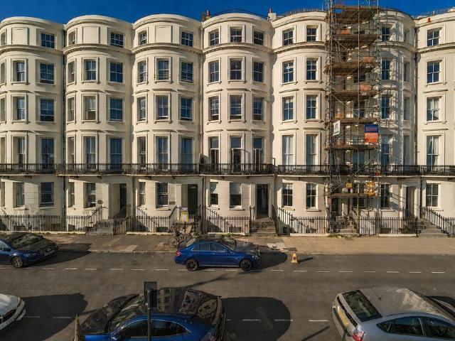 Flat for sale in Kemptown, Brighton & Hove