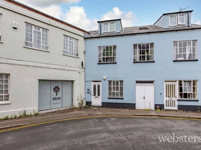 Flat for sale in Heigham Grove, East Bank