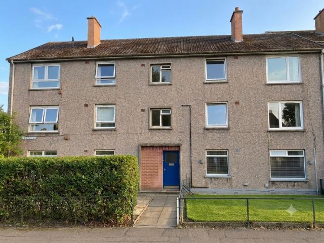 Flat for sale in Craigmillar, Scotland