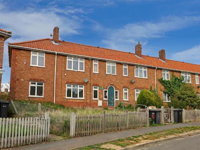 Flat for sale in Mile Cross, Norwich