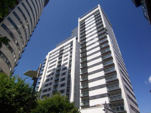 Flat for sale in Georgia, Greater Manchester