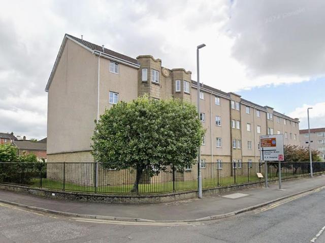 Flat for sale in Glenburn, Scotland