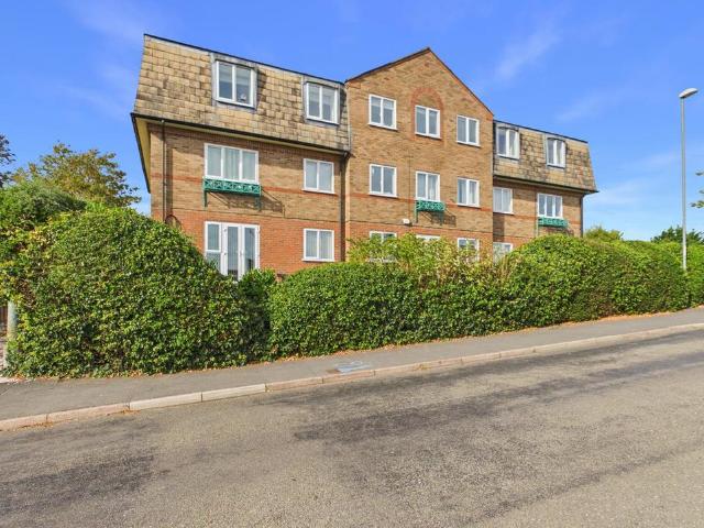 Flat for sale in Baron St Martin, South Kesteven