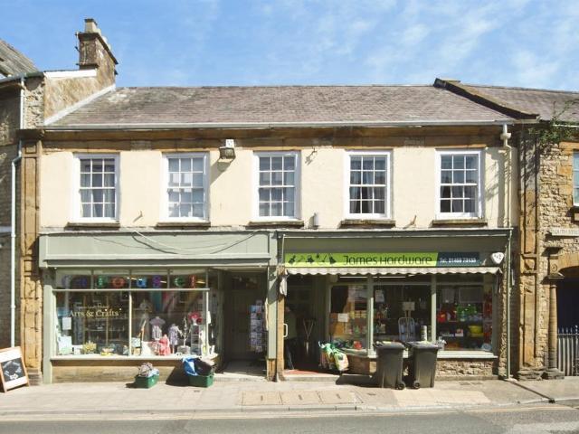 Flat for sale in Broadshard, Somerset
