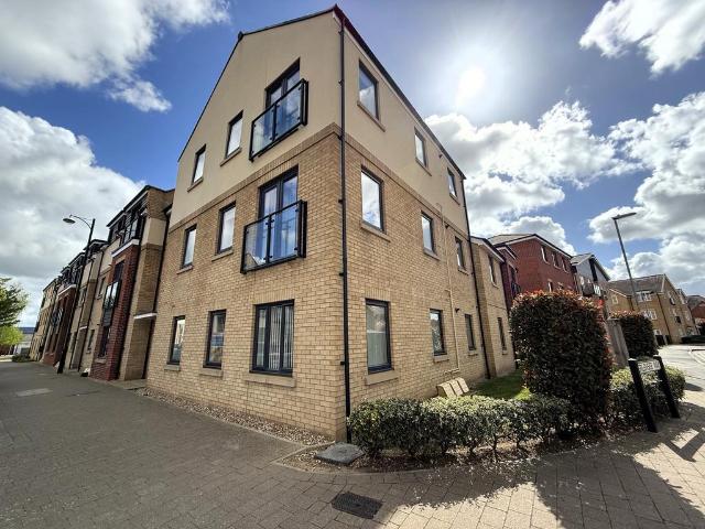Flat for sale in Biggleswade, Bedfordshire