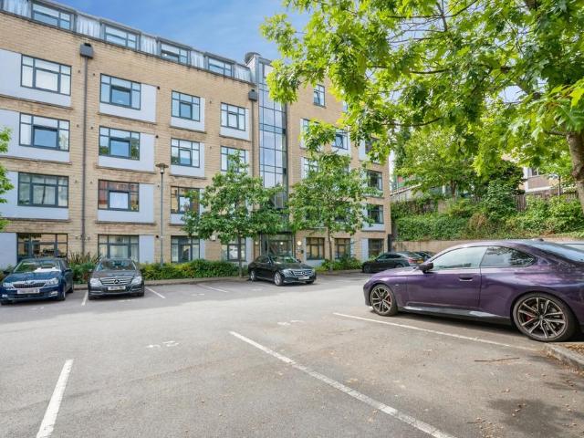 Flat for sale in Nether Edge, South Yorkshire