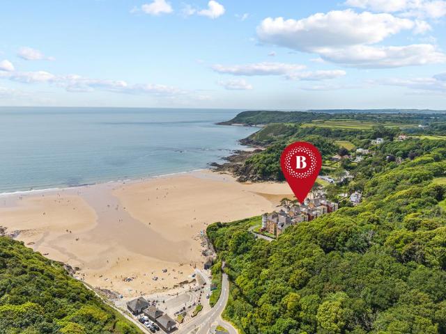 Flat for sale in Manselfield, Wales