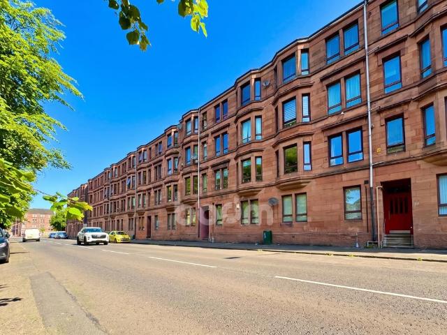 Flat for sale in Springburn, Scotland