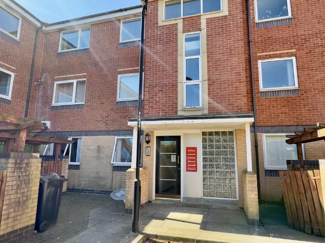 Flat for sale in Howdon, Wallsend