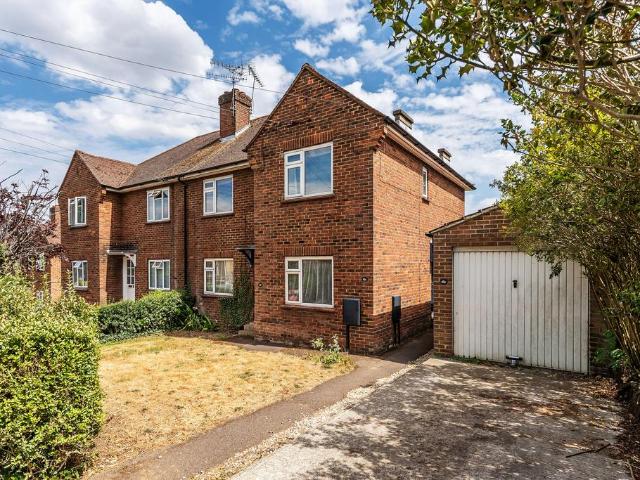 Flat for sale in Sevenoaks, The Butts