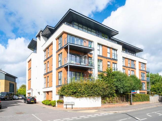 Flat for sale in Westfield, Woking